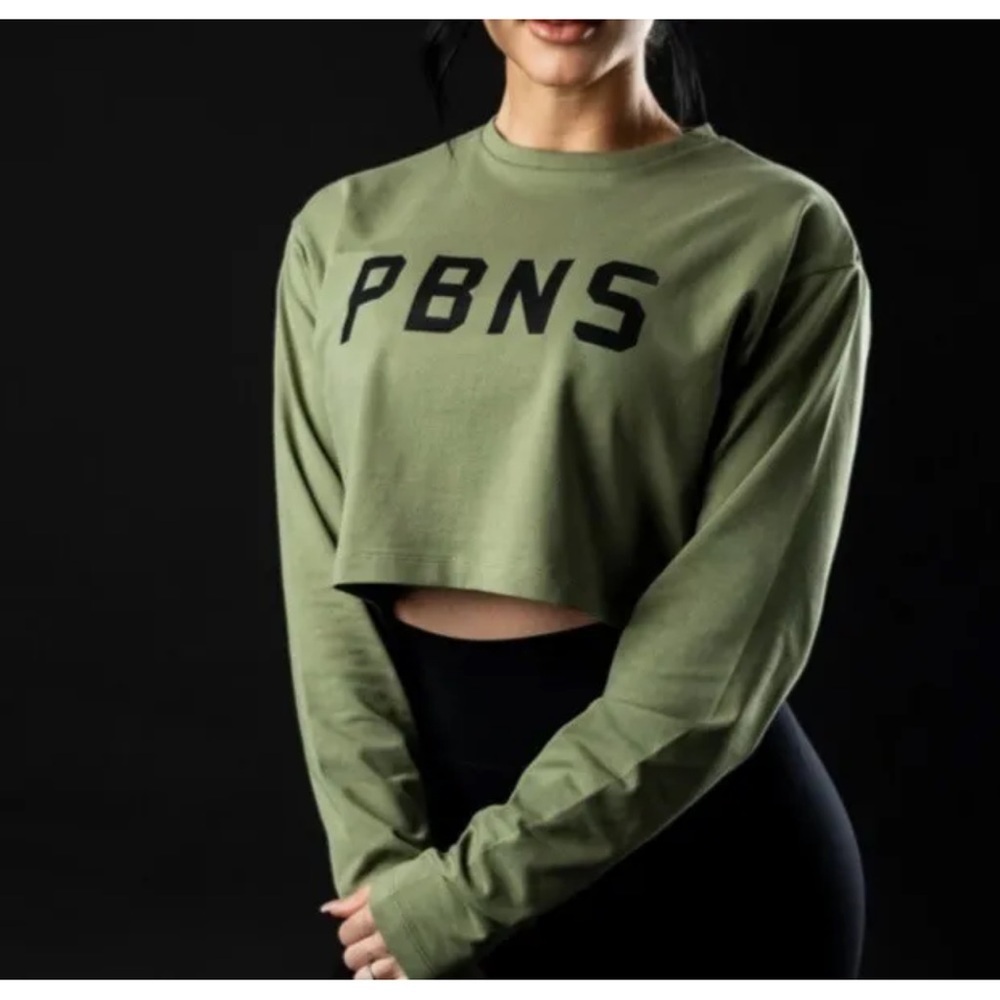 Alphalete PBNS Olive Crop Long Sleeve Graphic Tee